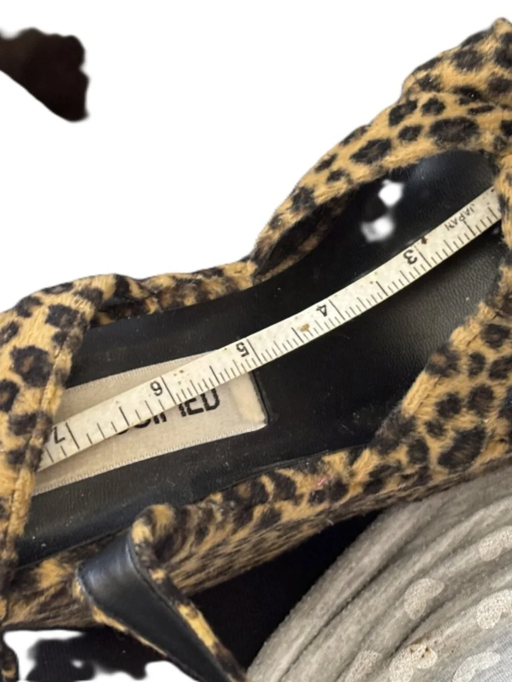 Classified Leopard Fur Platform Shoes 60’s – 70’s style Vintage Sz 6.5
